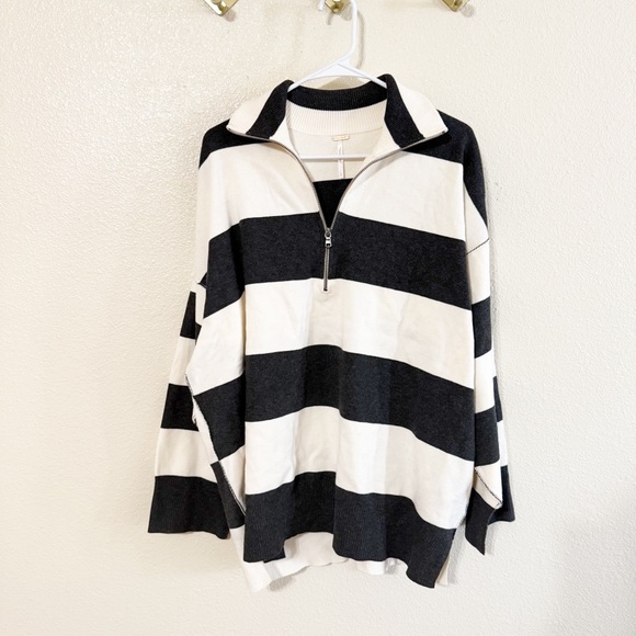 NWT Free People Coastal Stripe Pullover in Carbon Champagne Cream Rugby Top S - Picture 5 of 8